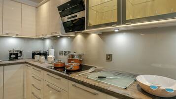 Oven, dishwasher, freezer