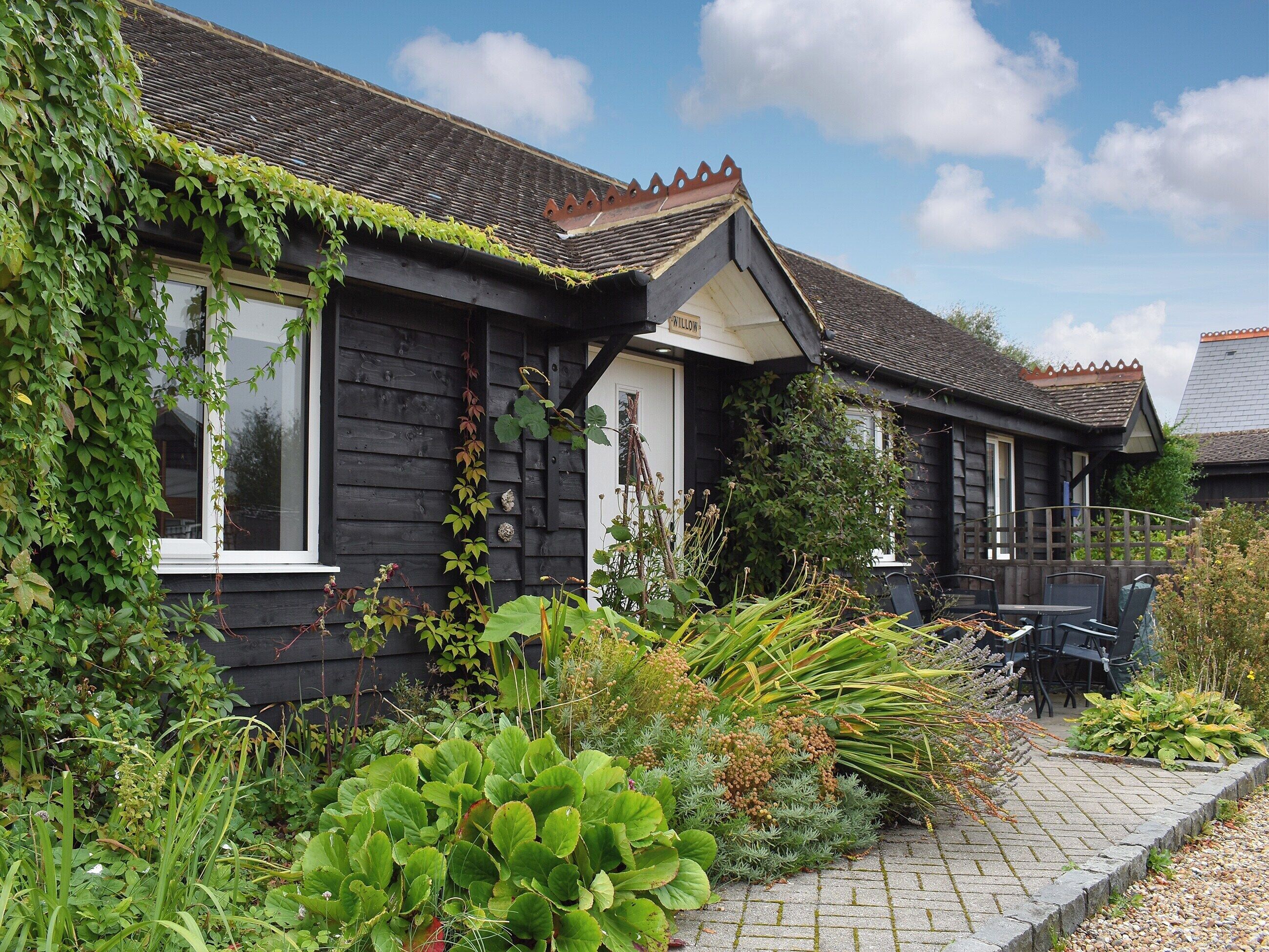 2 bedroom accommodation in Harrietsham, near Maidstone