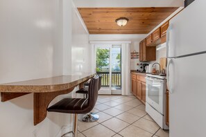 Microwave, coffee/tea maker