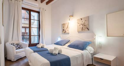 HOLIDAY PALMA APARTMENT 1 by PriorityVillas