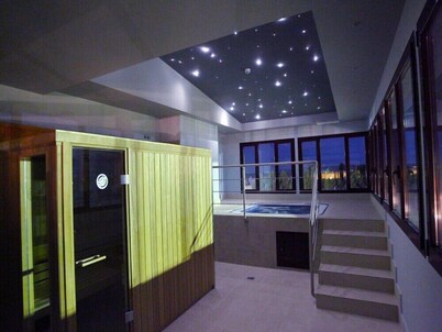 Chateau Vinasoro Hotel