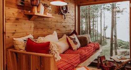 Tree House Twilight Beachissä
