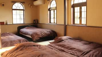 3 Schlafzimmer, Schreibtisch, Bügeleisen/Bügelbrett, kostenloses WLAN
