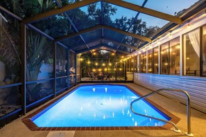 Outdoor pool, a heated pool - 6BR! Sleeps 15+ Htd Pool, putting green, Theater, game rm, 5 mi to beaches, AMI (Bradenton)