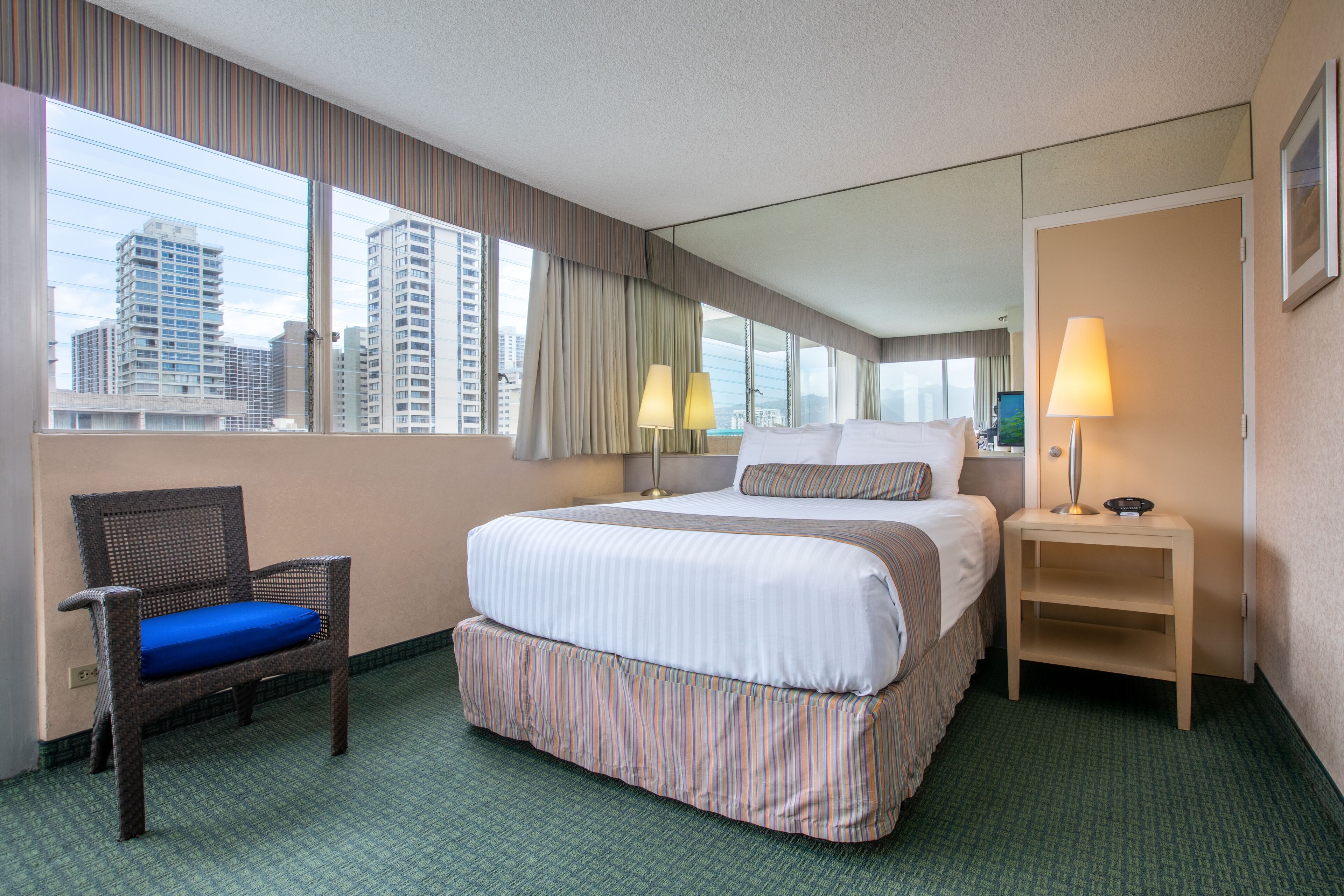 Iron/ironing board, WiFi