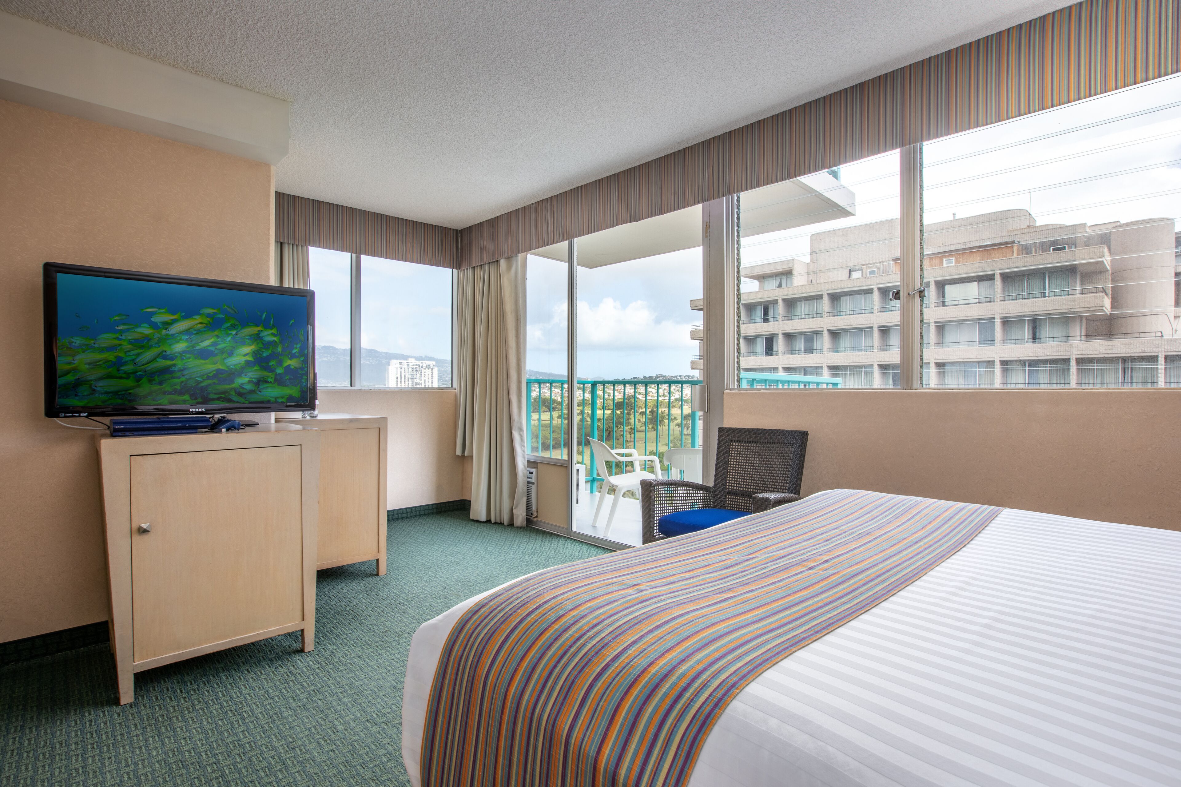 Iron/ironing board, WiFi