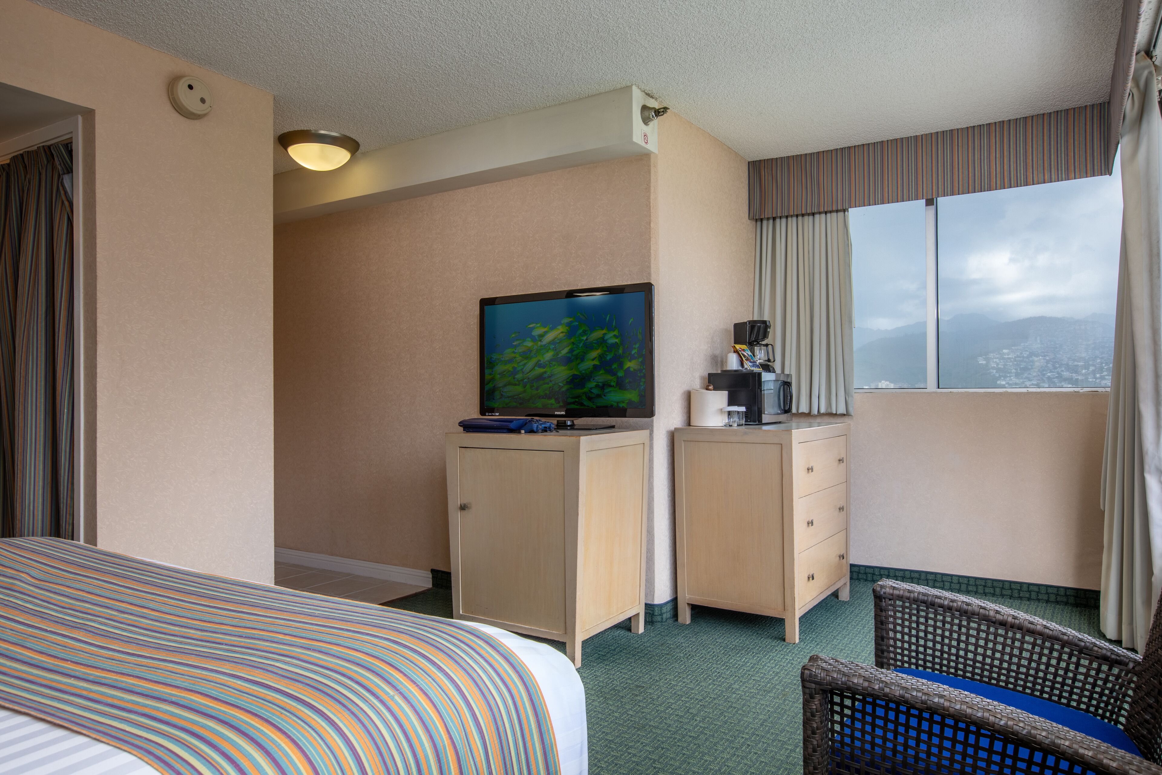 Iron/ironing board, WiFi