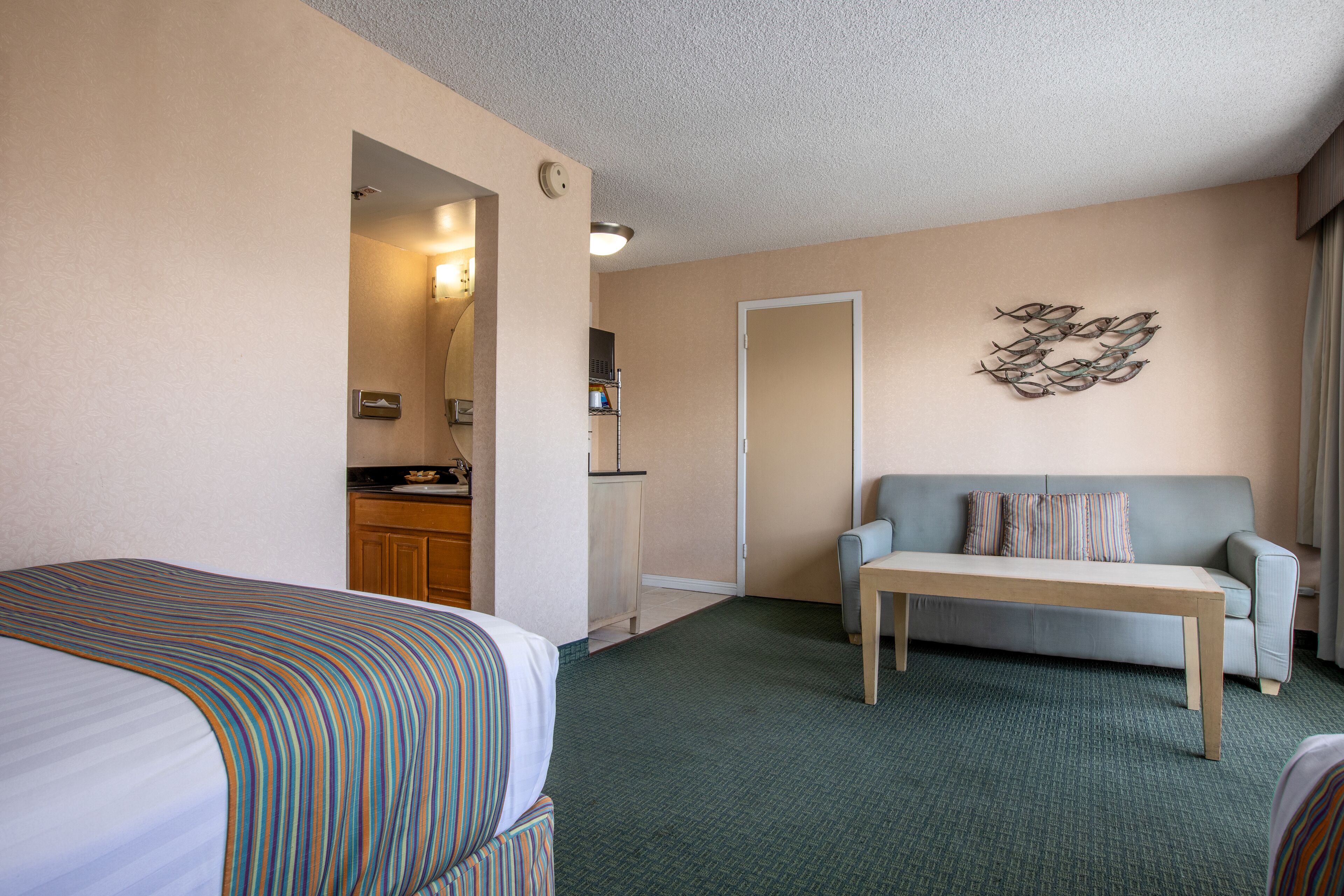 Iron/ironing board, WiFi