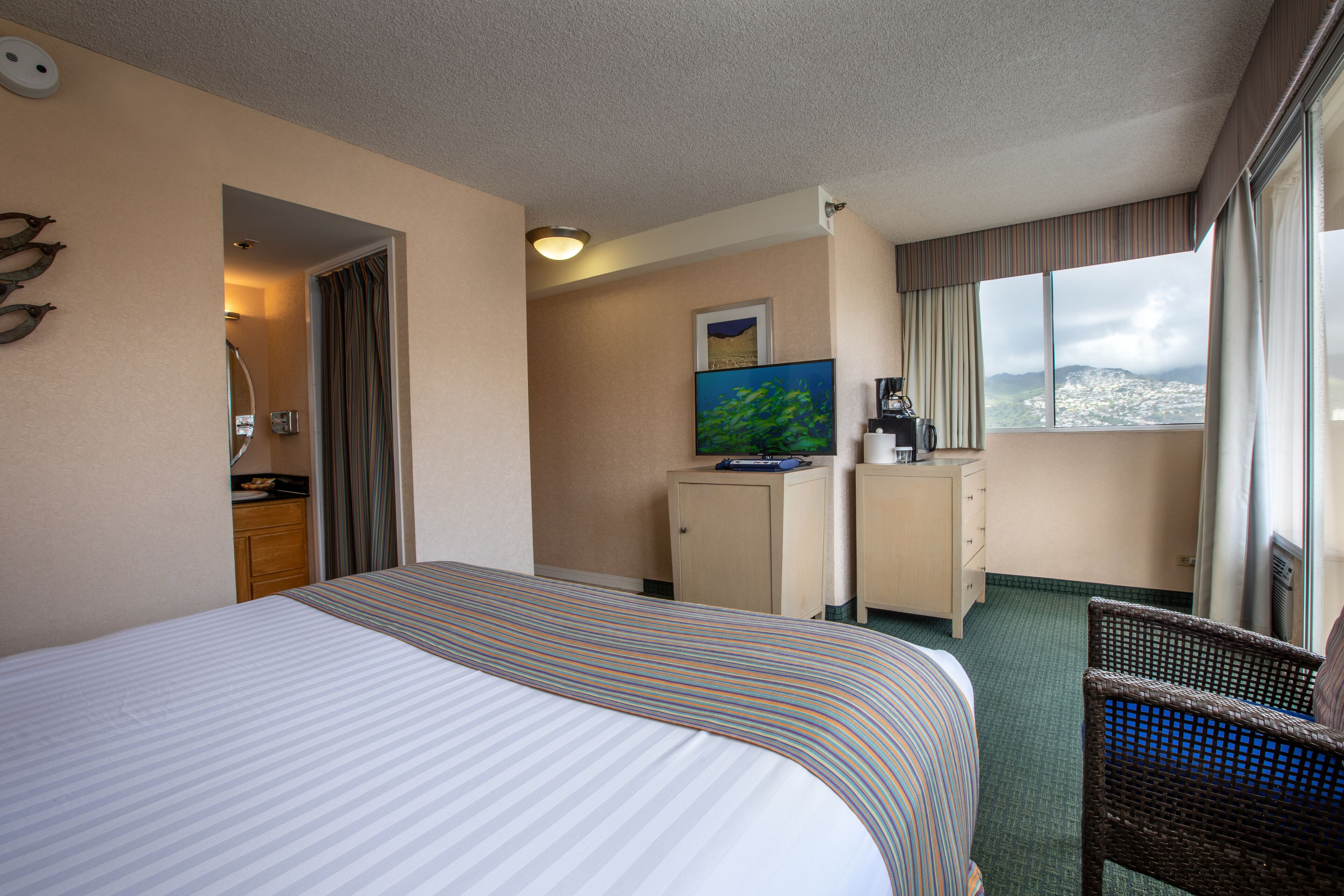 Iron/ironing board, WiFi