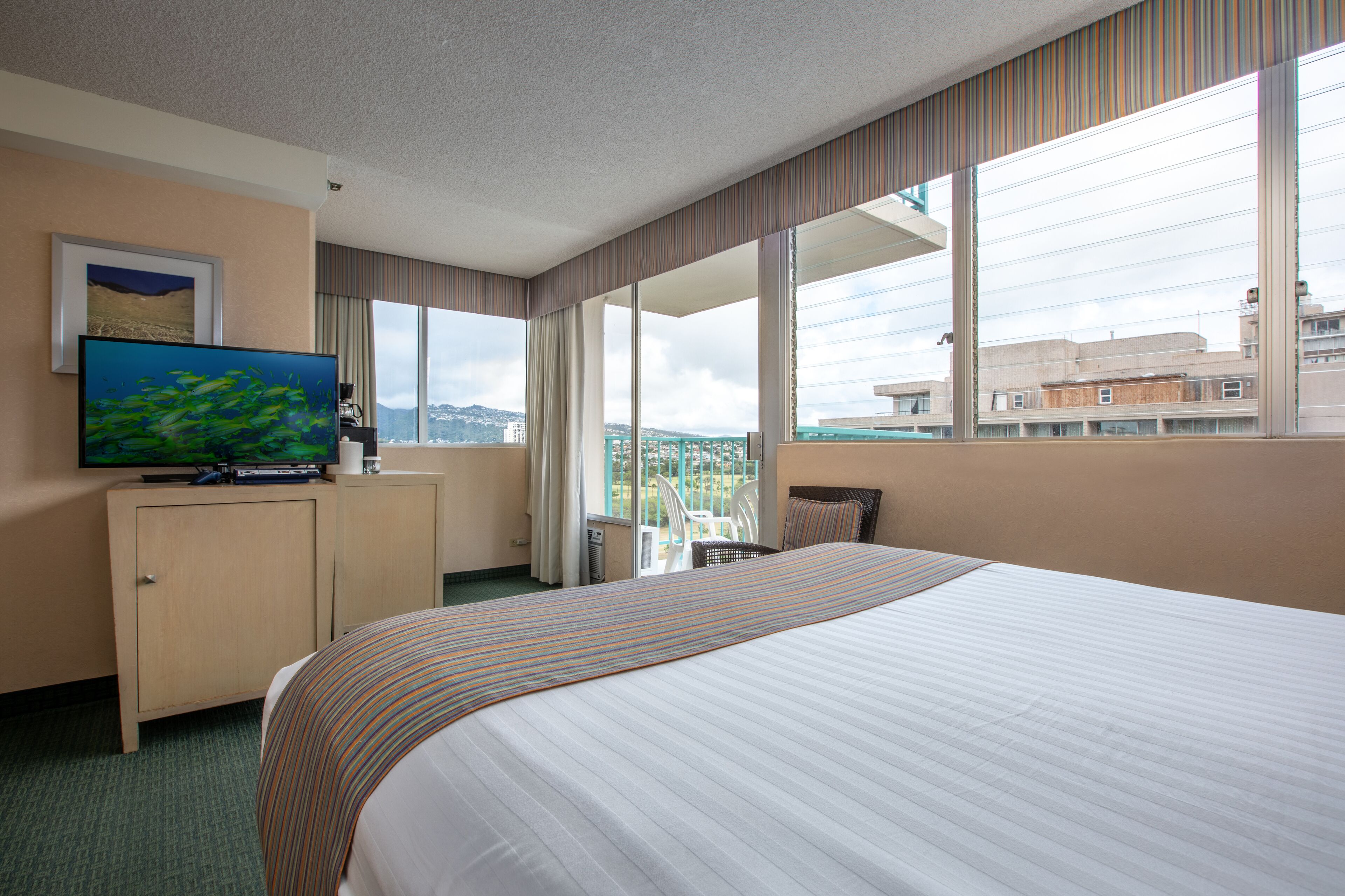 Iron/ironing board, WiFi