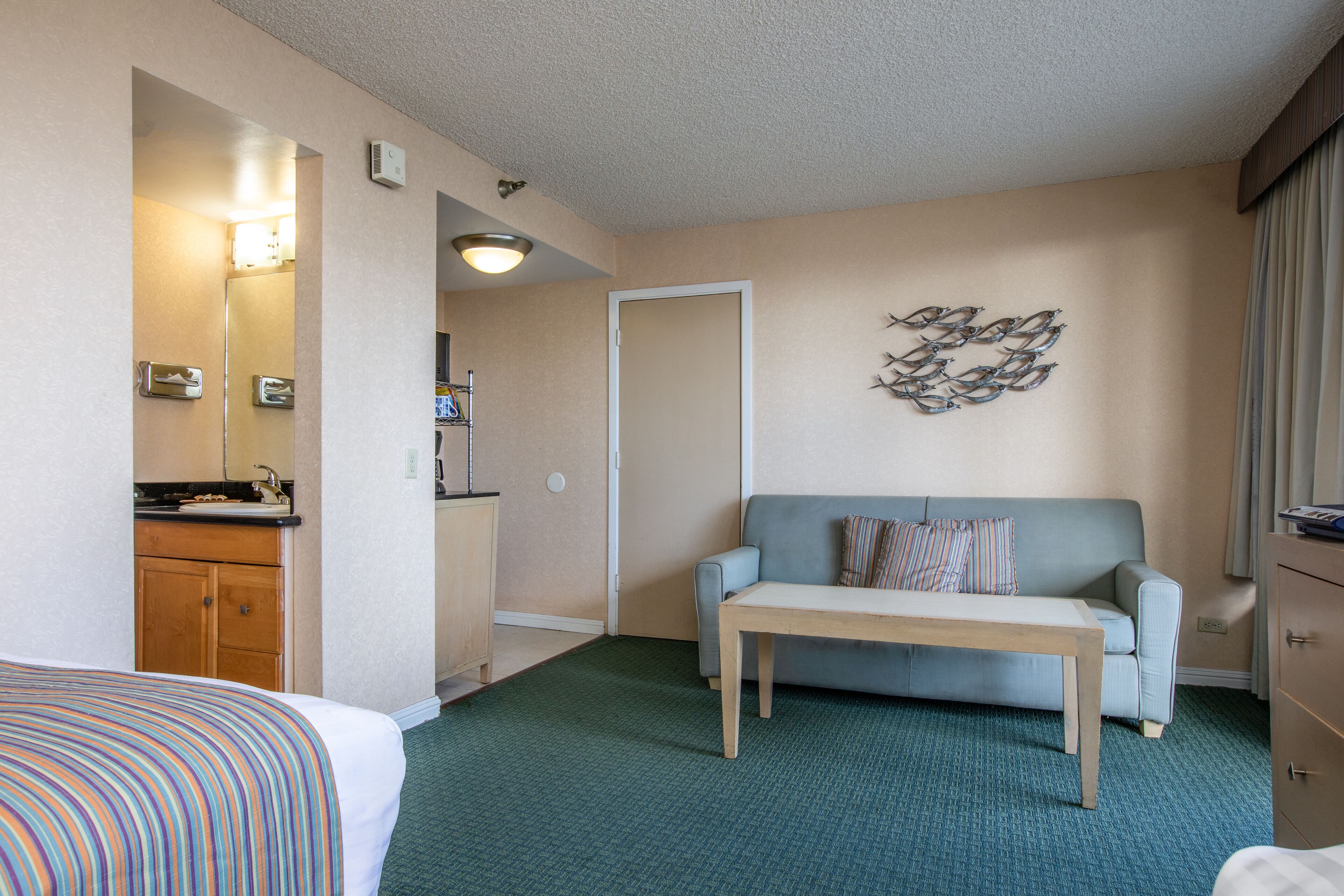 Iron/ironing board, WiFi