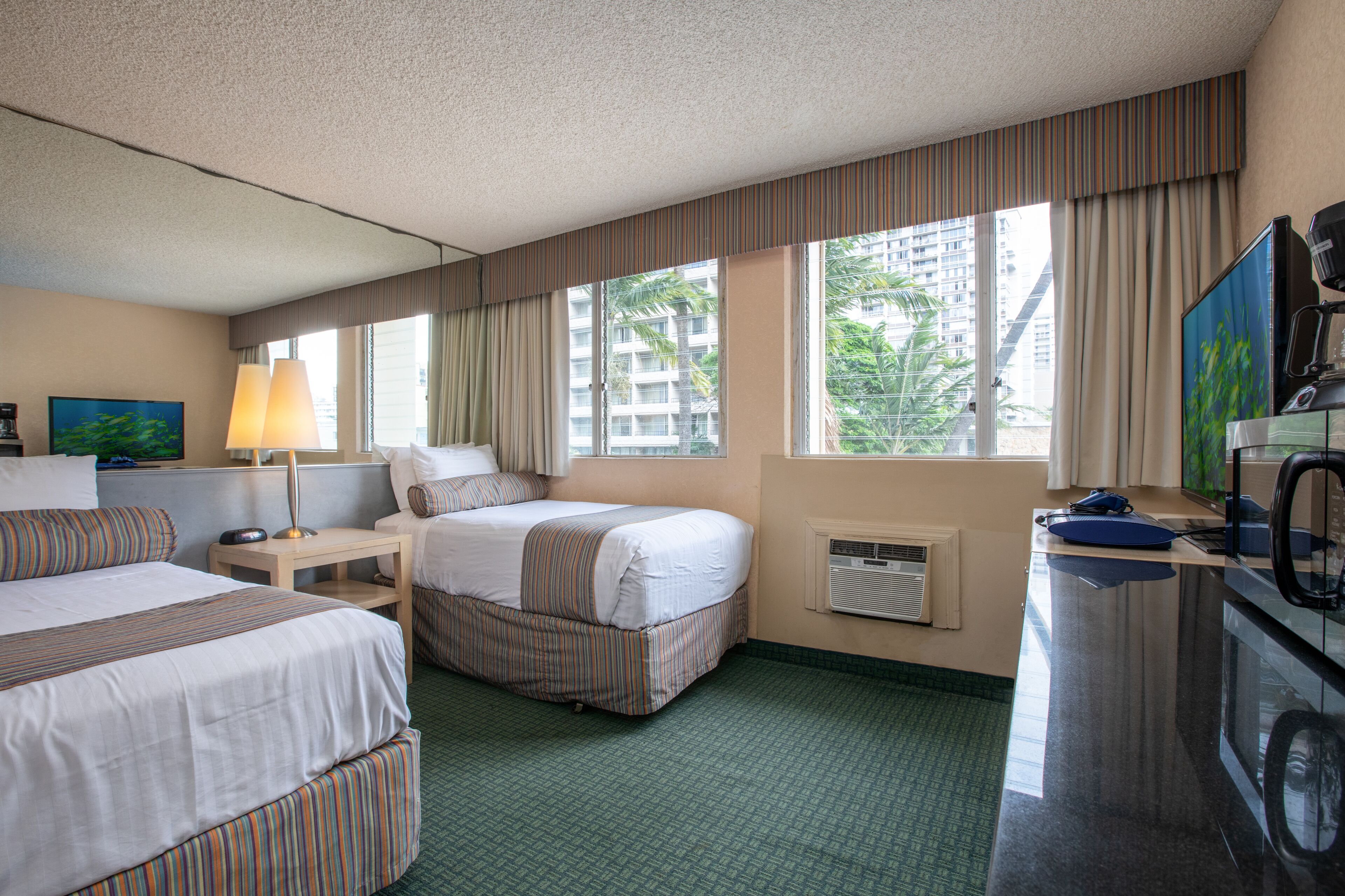 Iron/ironing board, WiFi