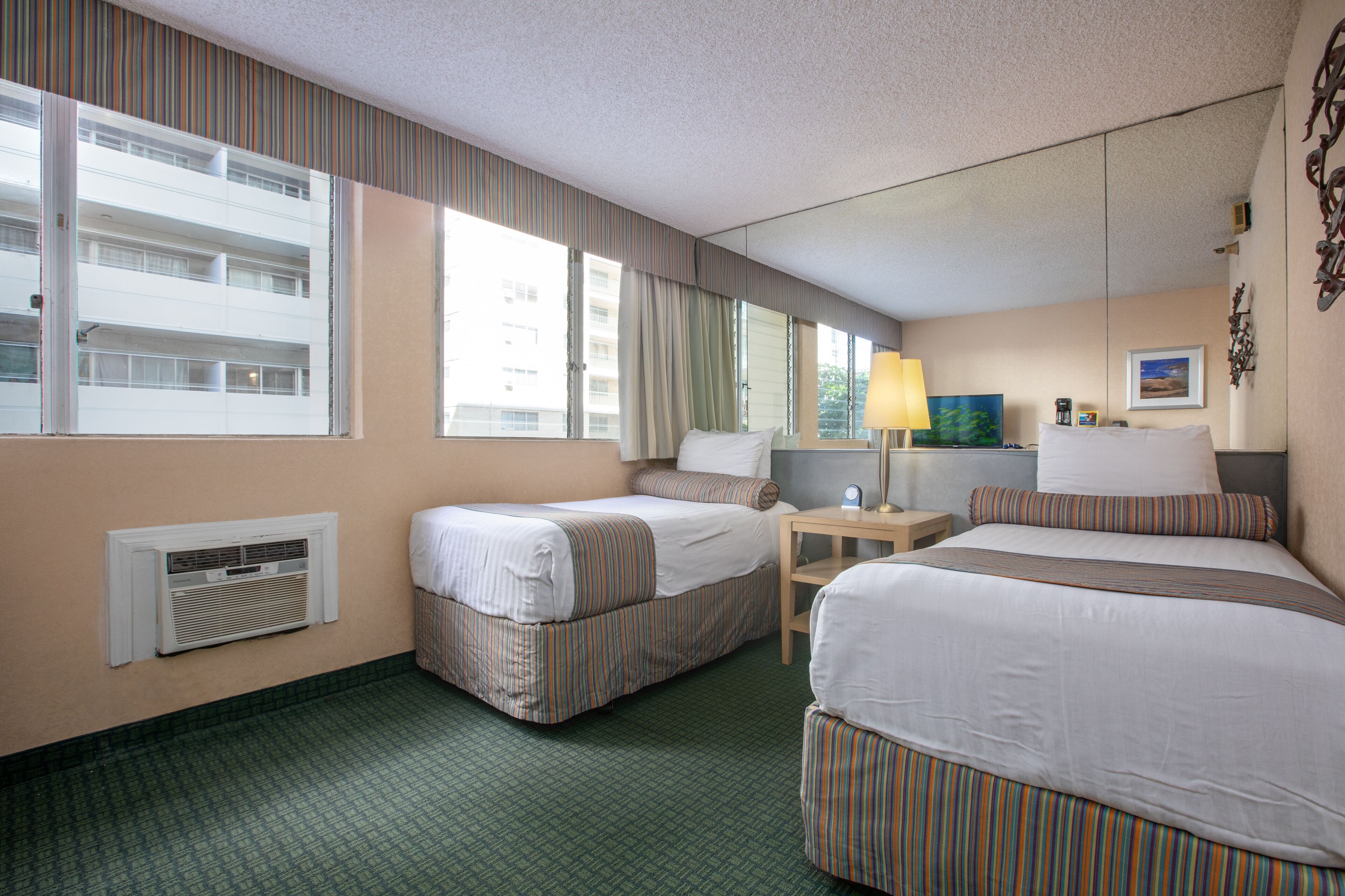 Iron/ironing board, WiFi