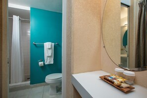Hair dryer - Aqua Aloha Surf Waikiki 216 | City Views – Pool & BBQ (Honolulu)