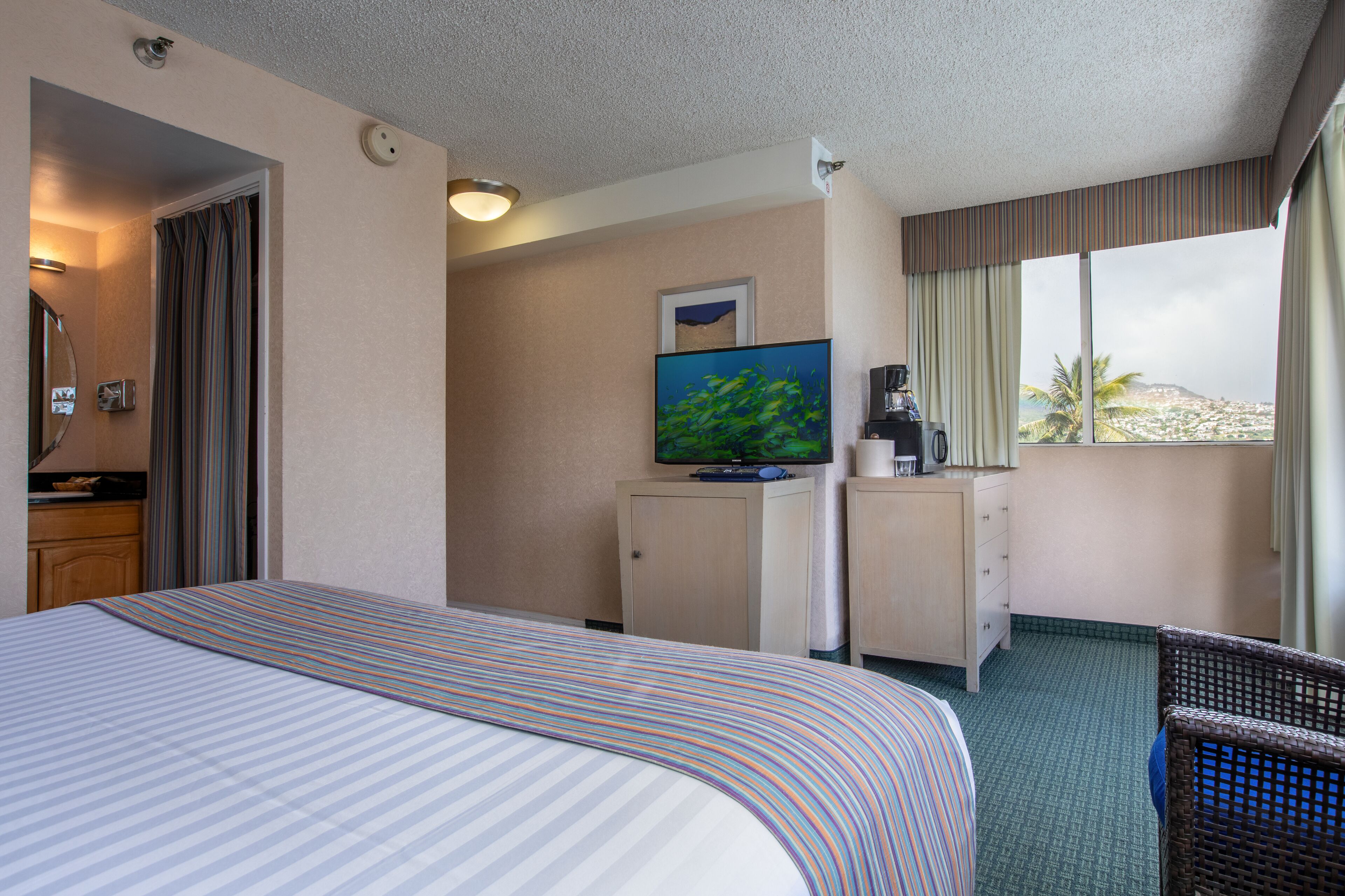 Iron/ironing board, WiFi