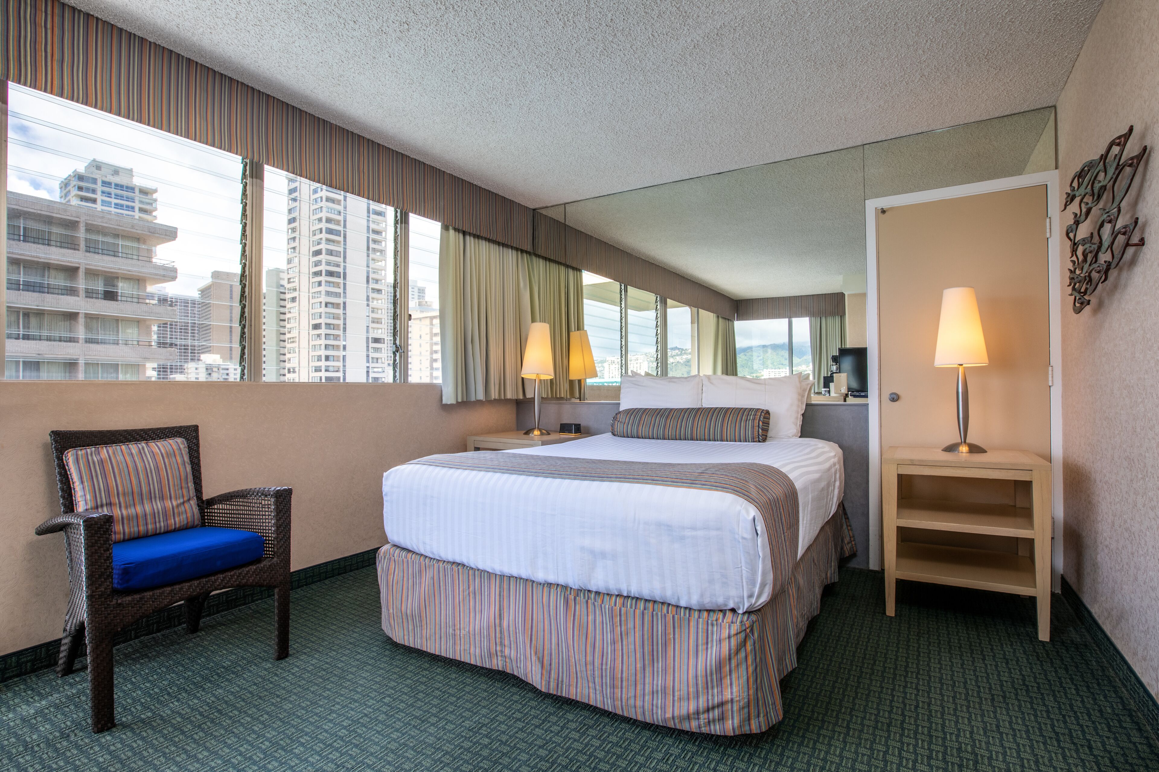 Iron/ironing board, WiFi