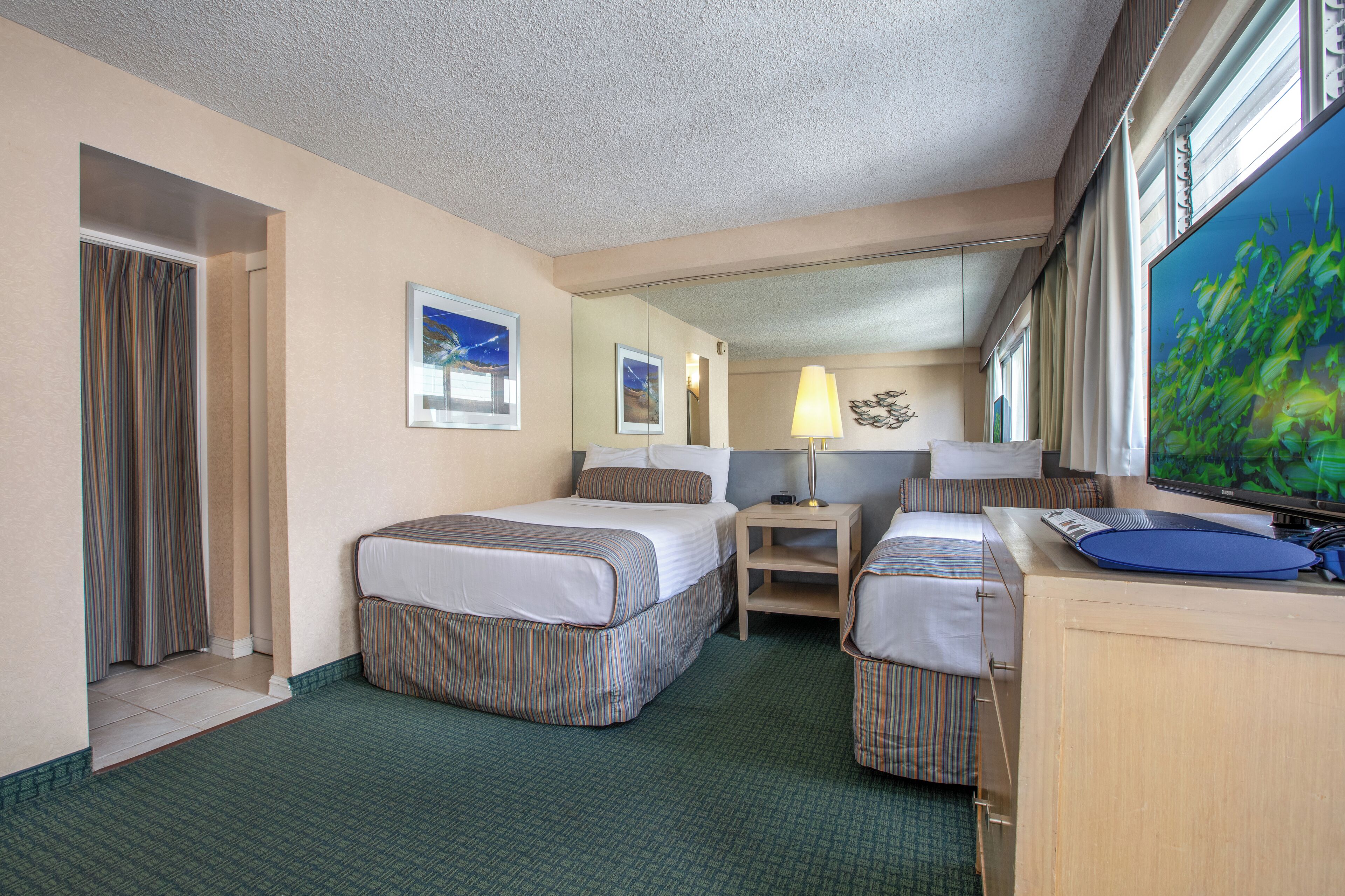 Iron/ironing board, WiFi