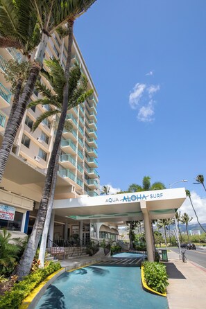 Exterior - Aqua Aloha Surf Waikiki 900 Superior Studio with Lanai and Partial City Views (Honolulu)