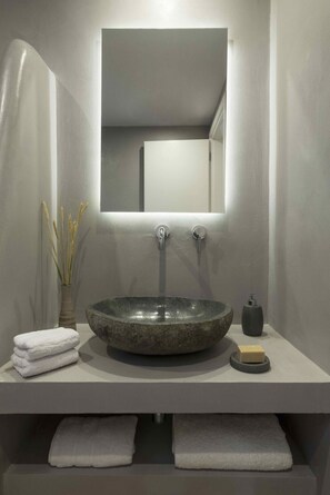 Villa | Bathroom