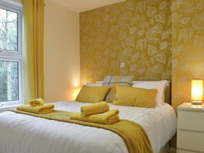 3 bedrooms, free WiFi, bed sheets