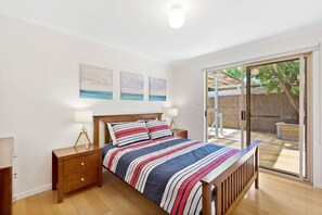 3 chambres, accès à Internet (gratuit), literie fournie