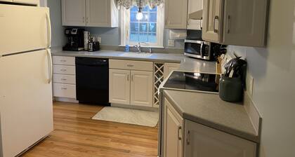 Blue Water Shores Neighborhood walking distance to private inlet
