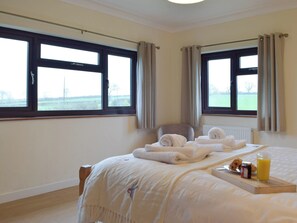 3 chambres, Wi-Fi gratuit, draps fournis