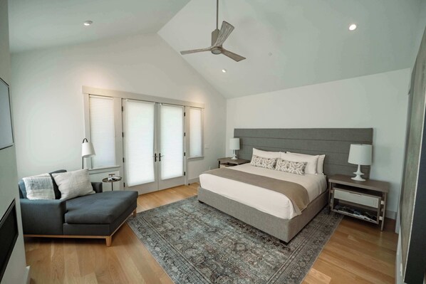 1 bedroom, desk, iron/ironing board, travel cot