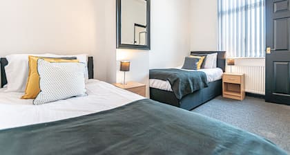 3 Bedroom Contractor Accommodation in Preston | Ideal for Long or Short Stays
