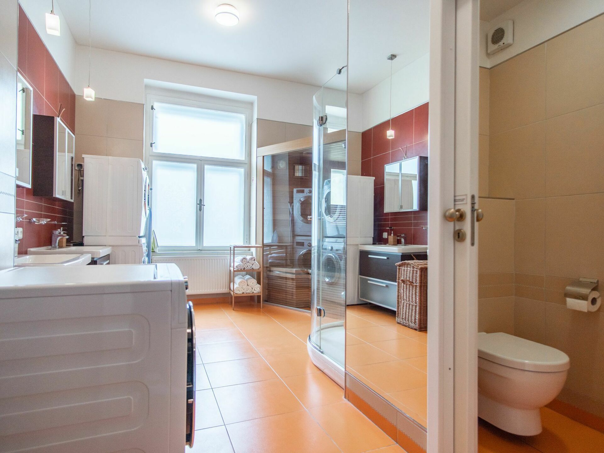 Fussboden, Zimmer, Flooring, Interior Design, Eigentum, Die Architektur, Toilleten Sitz, Toilette, Wand, Decke