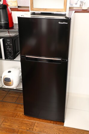 アパートメント (701) | 専用簡易キッチン | 冷蔵庫、電子レンジ、コンロ、電気ポット