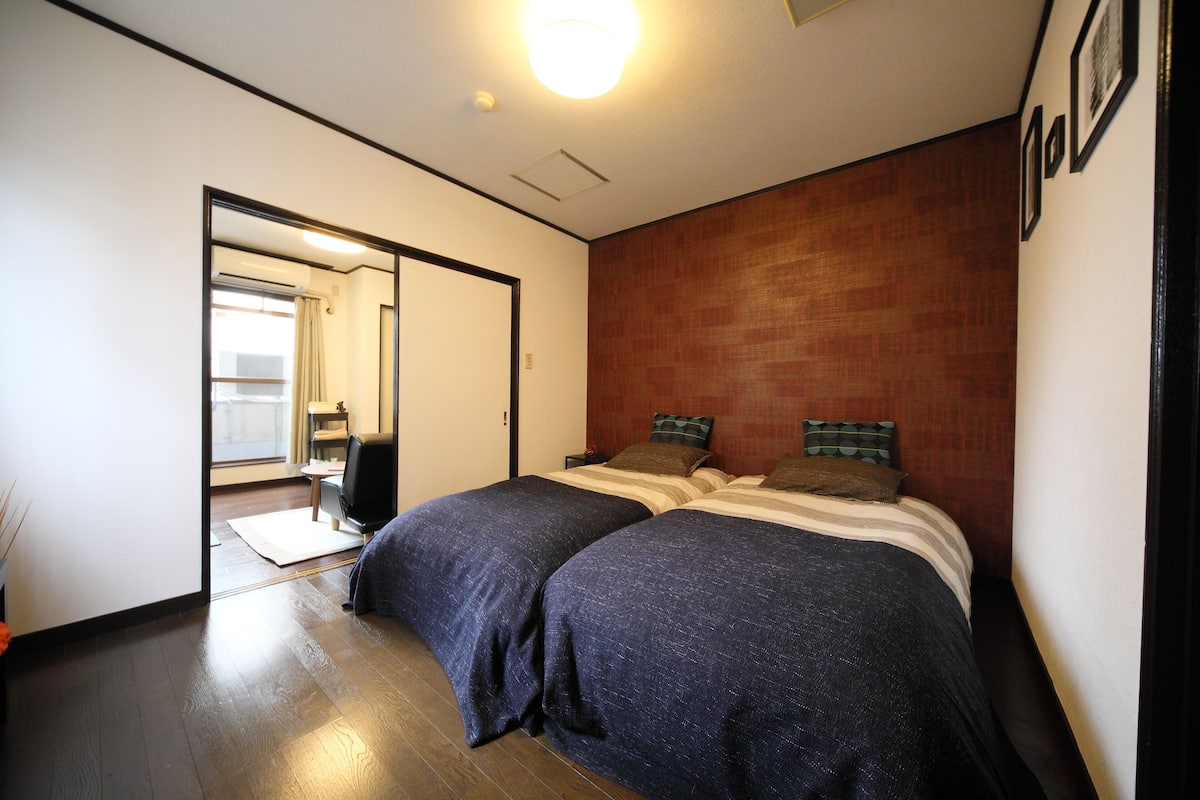 Apartment (502)