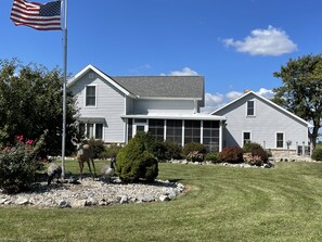 Exterior - Lickert Harder Or Knot Lodge (Graytown)