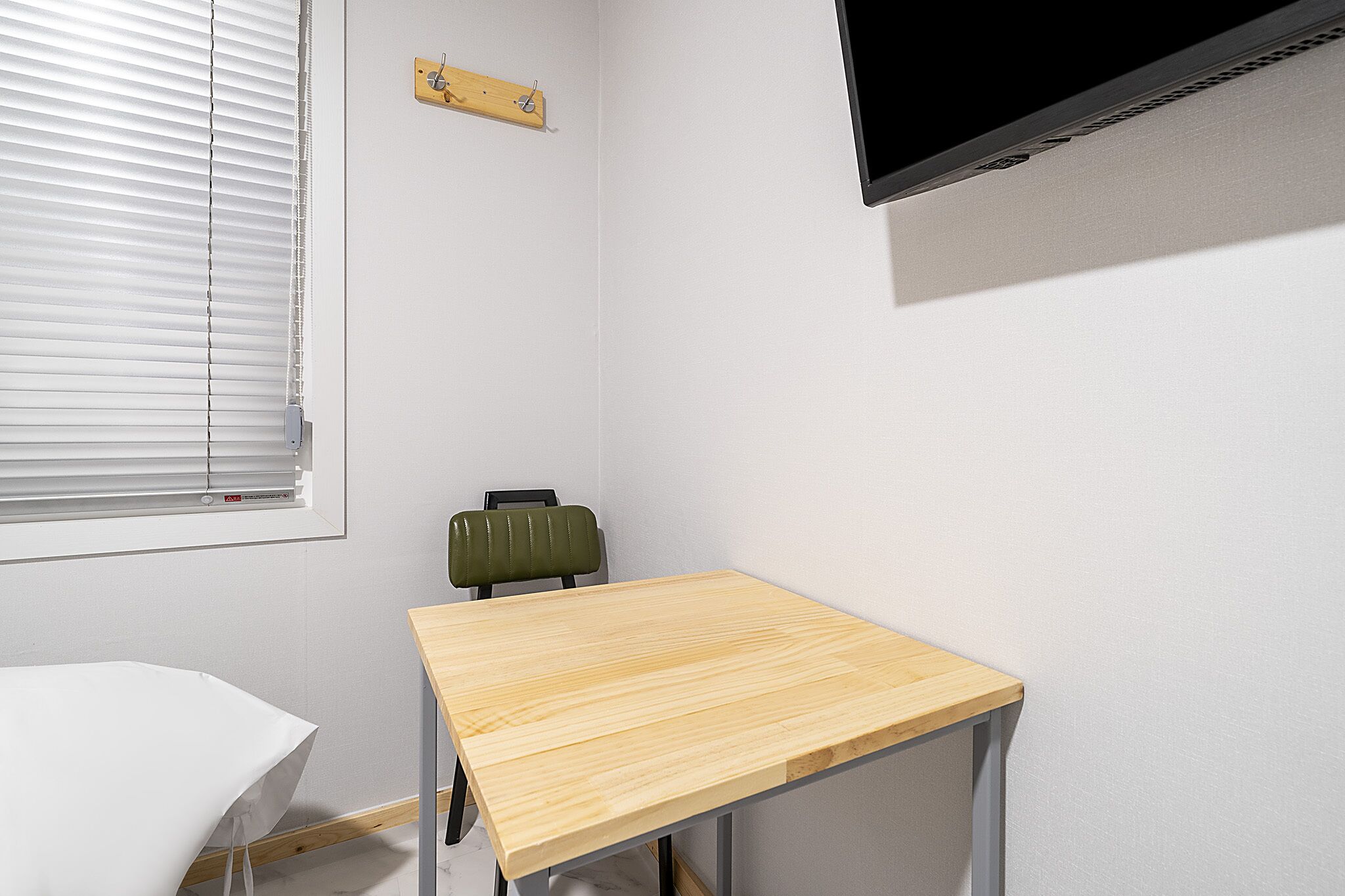 premium double room | room amenity