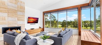 JACORU ON 3 - THE VINTAGE HOLIDAY HOUSES