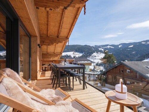 Geräumige und luxuriöse Wohnung mit privat Sauna & Balkon