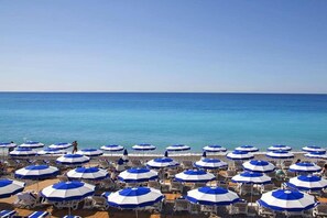 Playa en los alrededores