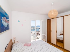 Habitación doble (Double Room with External Private Bat) | 1 habitación, tabla de planchar con plancha, wifi gratis y ropa de cama