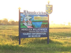 Unclassified image, 5 of 22, button