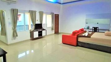 Suite | 1 bedroom, desk, free WiFi, bed sheets