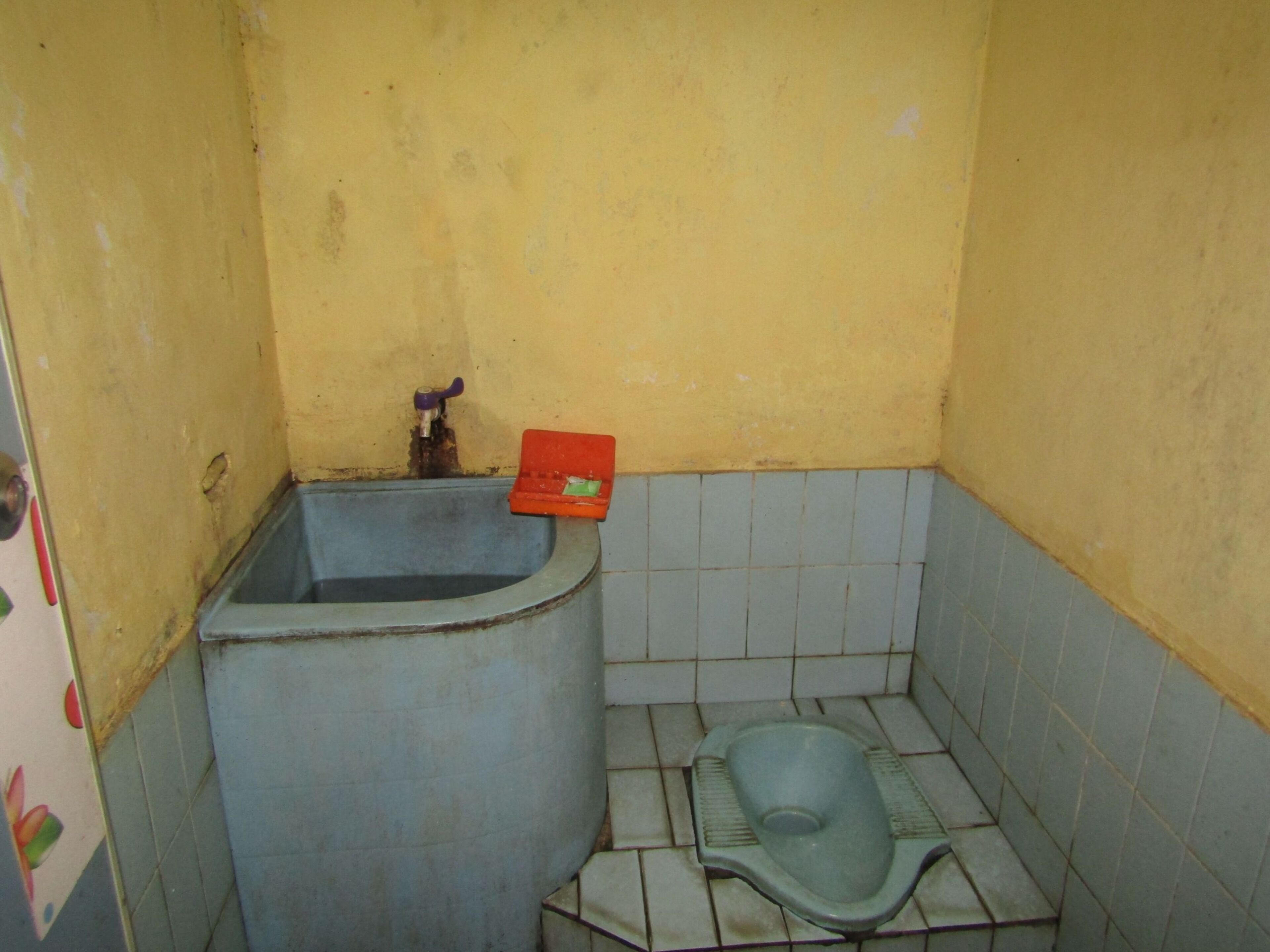Budget Room | Bathroom | Shower