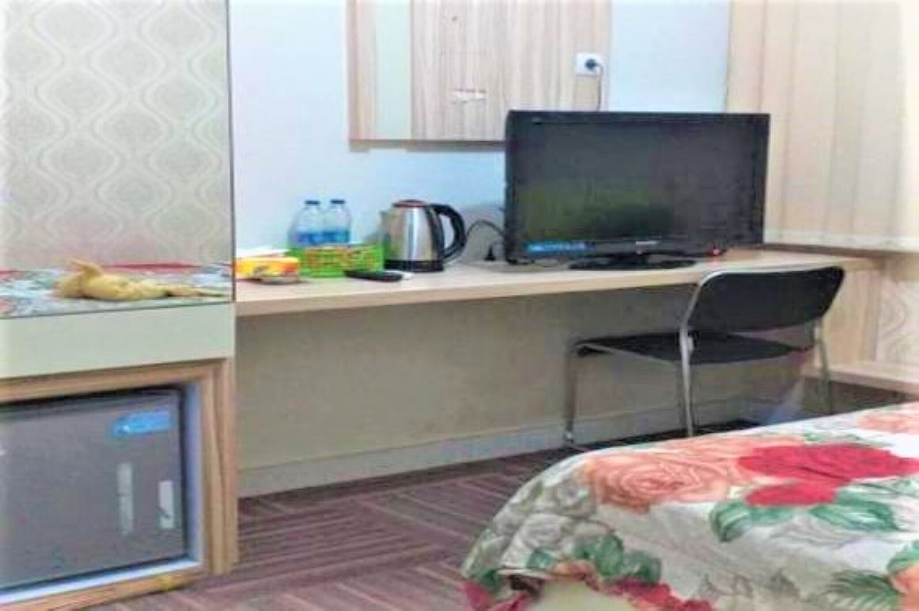 studio | in-room safe, desk, iron/ironing board, free wifi