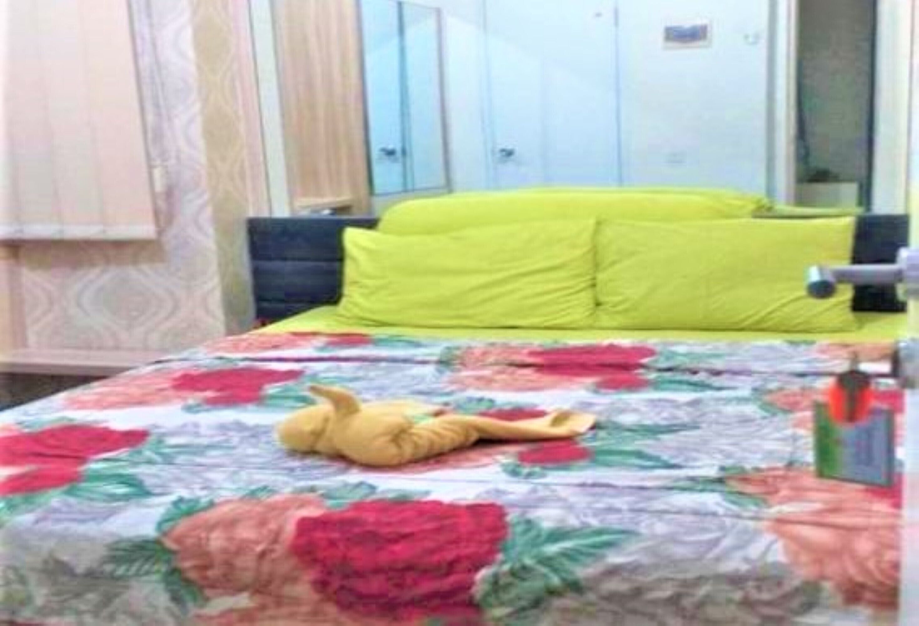 studio | in-room safe, desk, iron/ironing board, free wifi