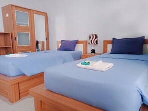 Standard Room | Free WiFi - Prada Apartment (Denpasar)
