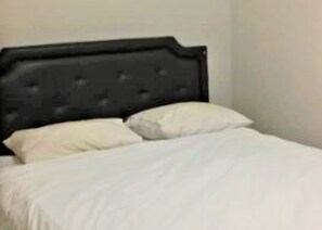 Rom – superior | Skrivebord og wi-fi (inkludert)