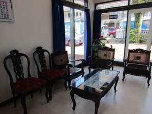 Exterior - Hotel Pantes (Plaosan)