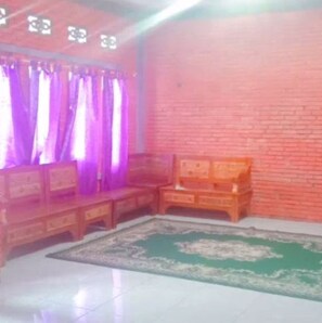 Raisa 3 - 3 Bedrooms | Desk, free WiFi, bed sheets