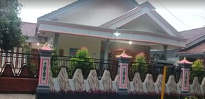 Façade de l’hébergement