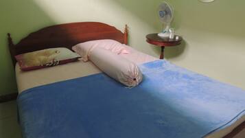 3 bedrooms, desk, free WiFi