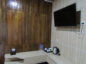 Habitación Deluxe | Escritorio, wifi gratis, ropa de cama